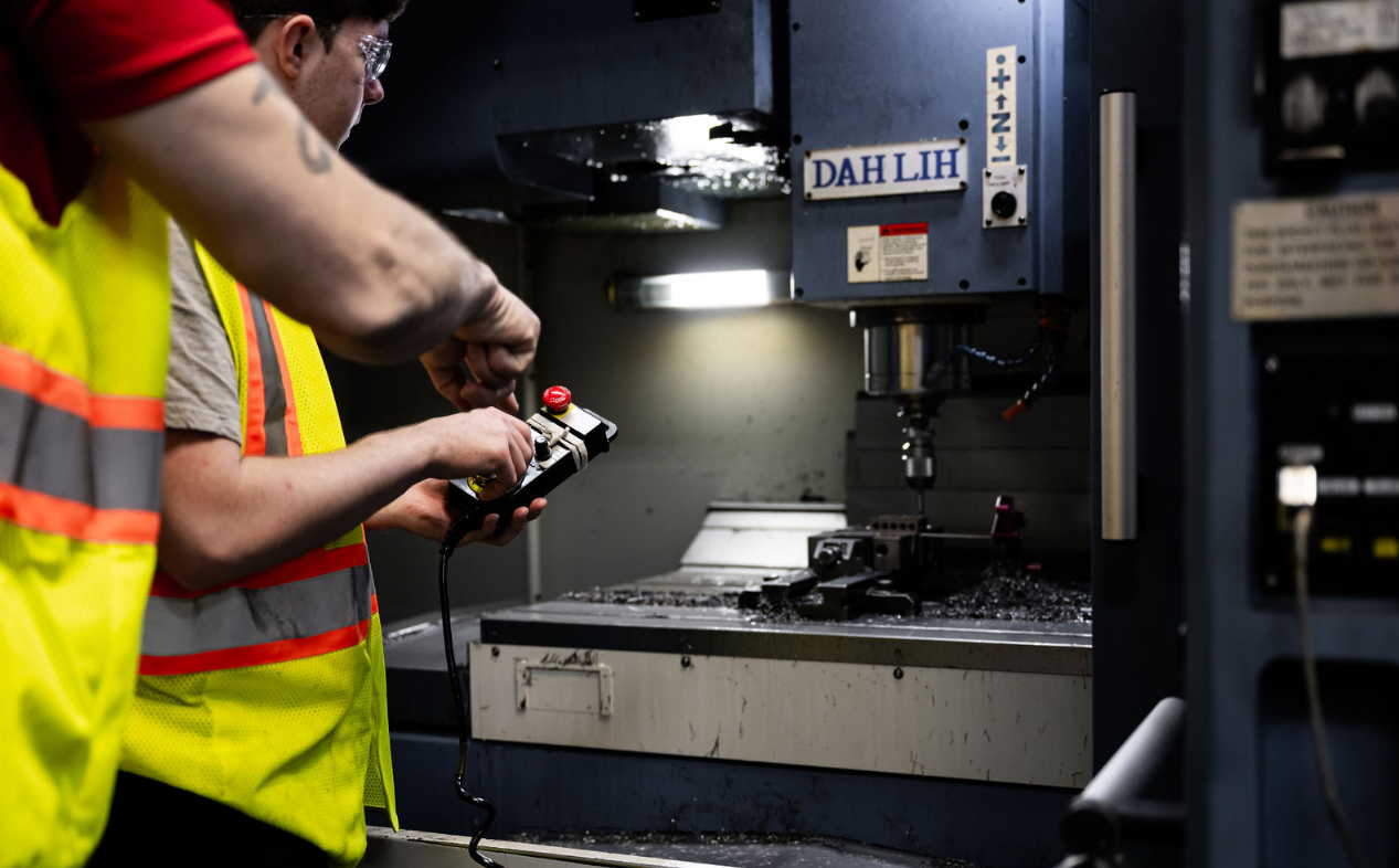 Tool and Die Repair & Servicing MAINWAY